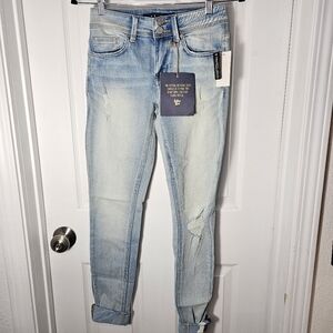 Indigo Rein Mid Rise Narrow Leg Ankle Light Blue Jeans Size 3